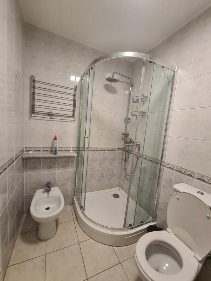 Walnut Apartment - Private Garage Сараево Екстериор снимка